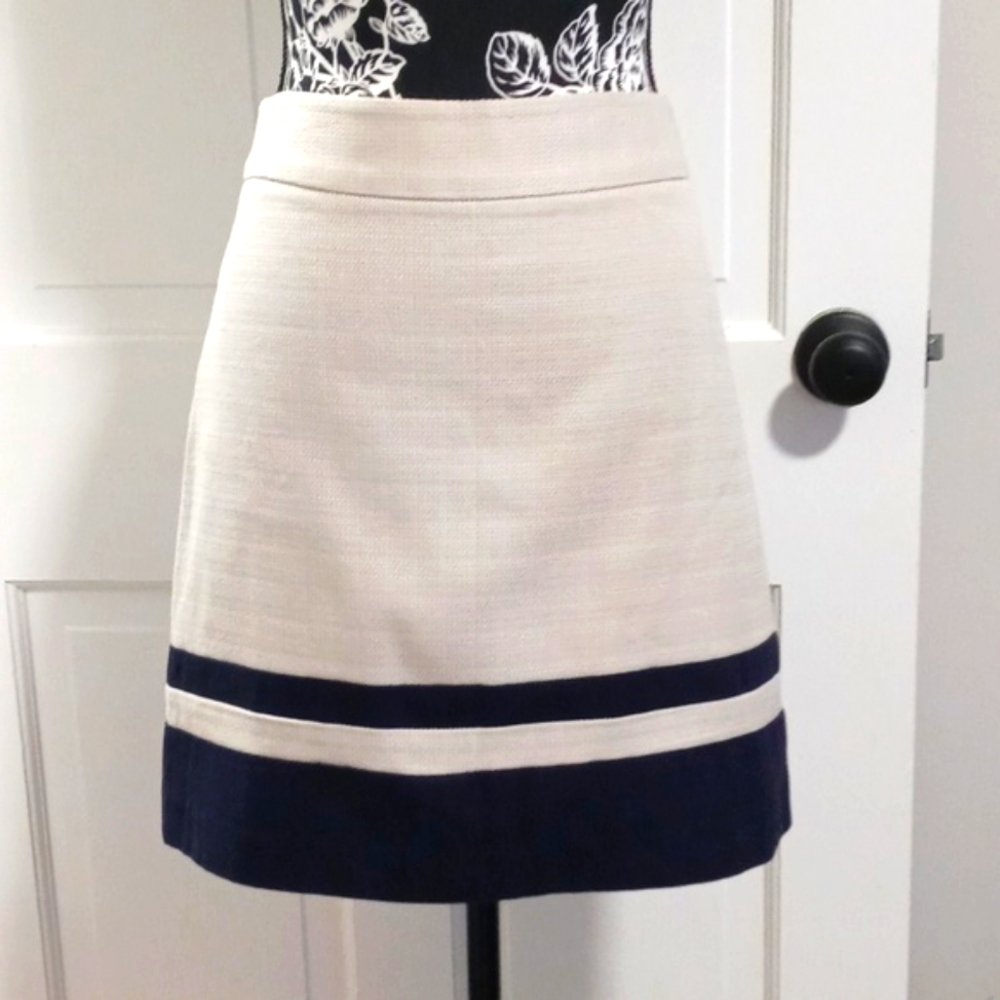 LOFT Cream and Navy Skirt